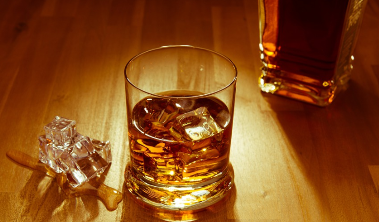 Jak vznikla první česká pravá Hammerhead whisky